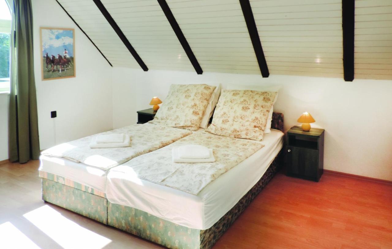 Landhaus Toereki Mit Pool Siófok Kültér fotó