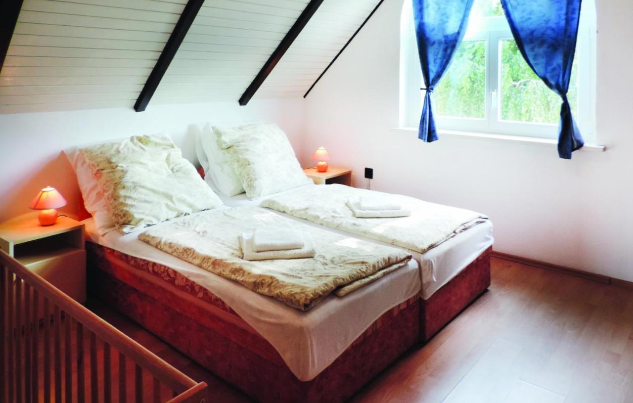 Landhaus Toereki Mit Pool Siófok Kültér fotó
